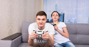 Como jogar videogame pode salvar seu relacionamento