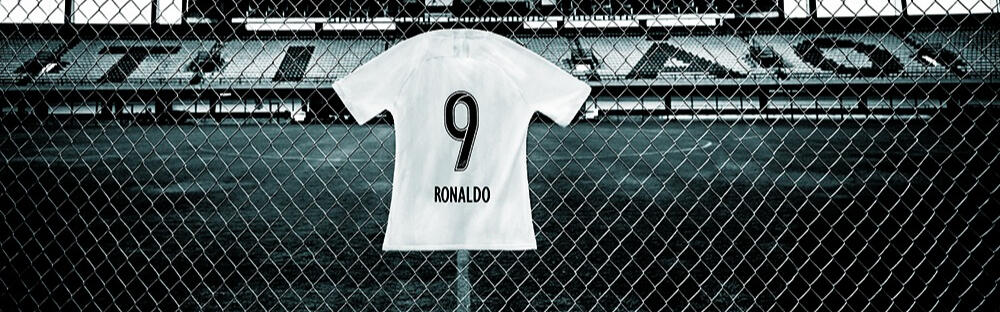 Novo uniforme do Corinthians é uma homenagem ao Ronaldo Fenômeno! 