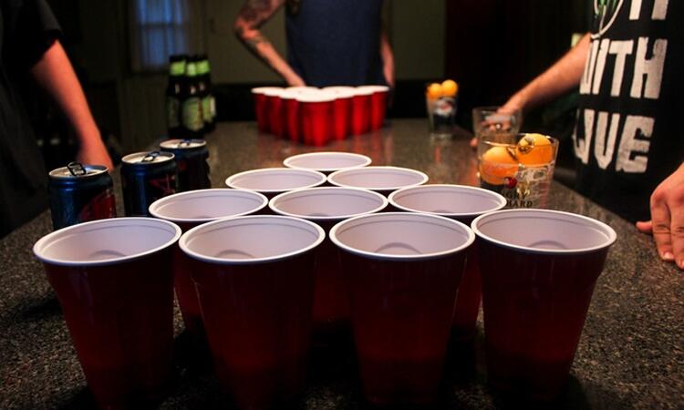 Jogos Divertidos para Beber Com Cartas, Jogo Memorável para Festas Com  Bebidas para Adultos 125 Peças Com Cartão de Instruções para Bar