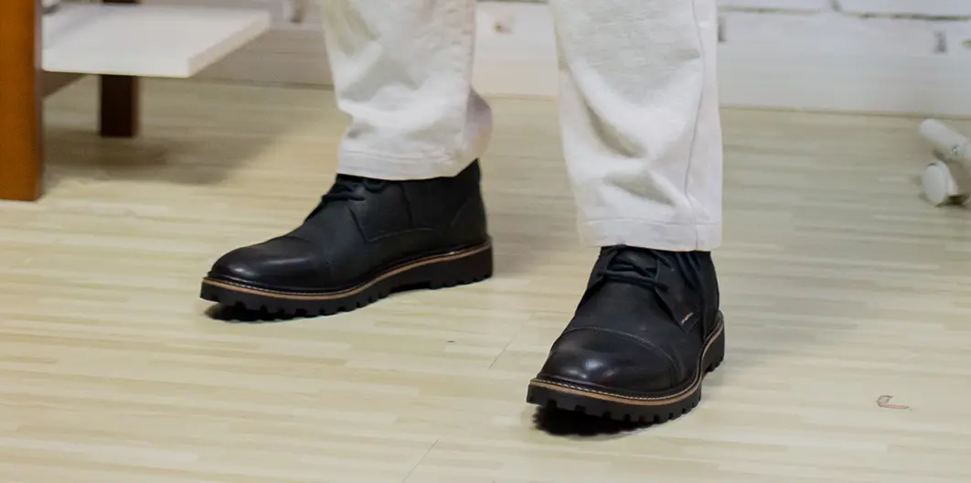 Edson Castro Bota Garage Cross Democrata