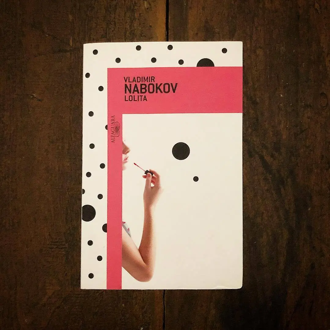 Livros que todo mundo deveria ler mas que você continua enrolando pra começar!