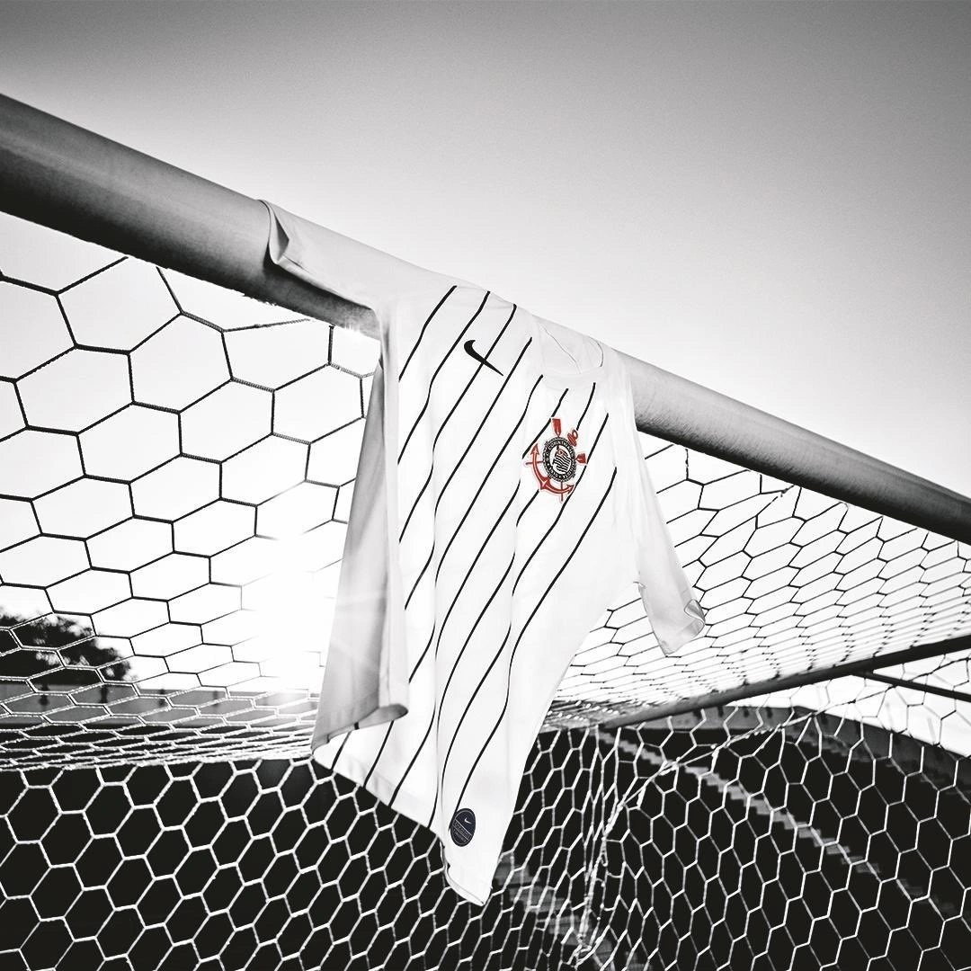 Camisa titular do corinthians