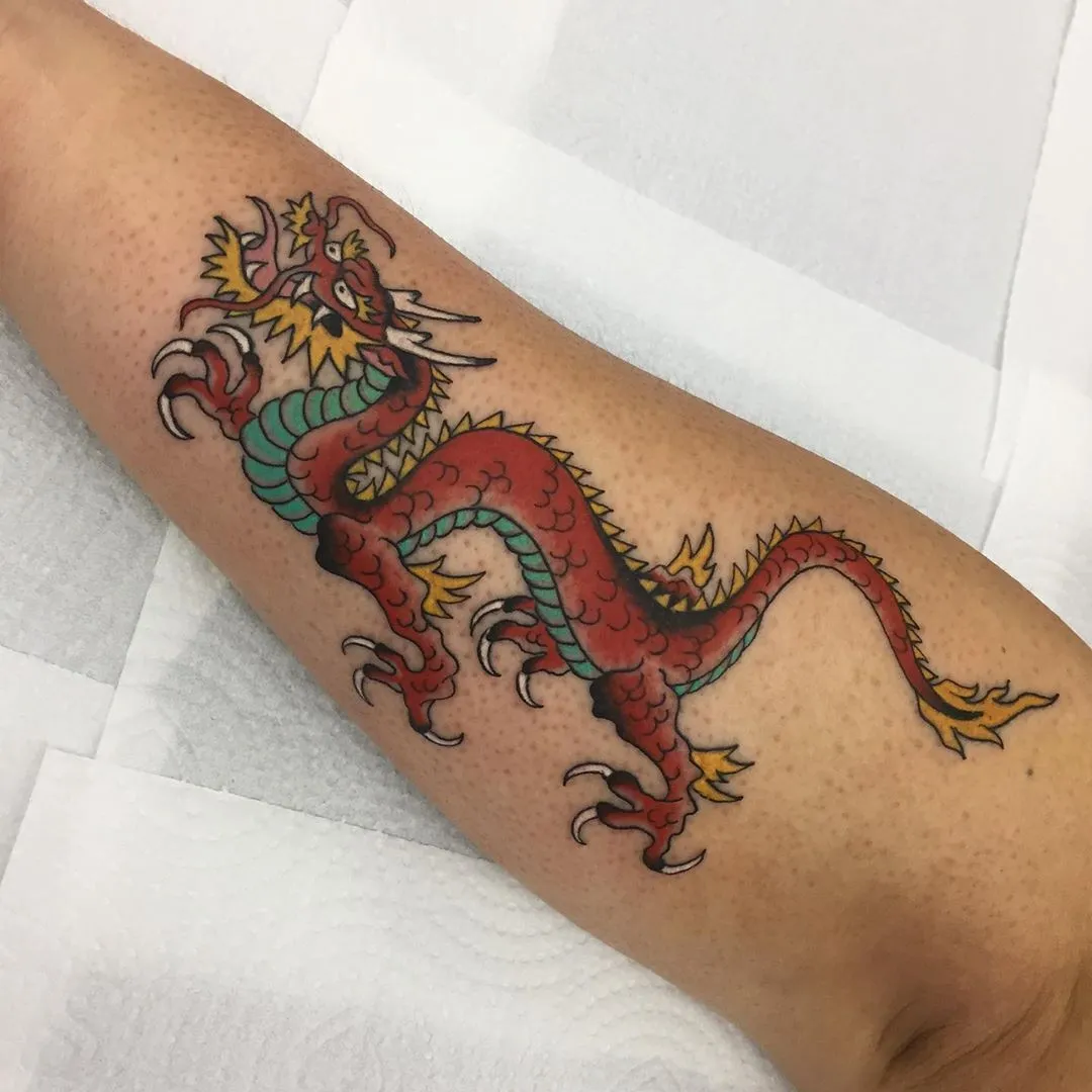Arthur Galluzzi - Reprodução Instagram @r2tattoo