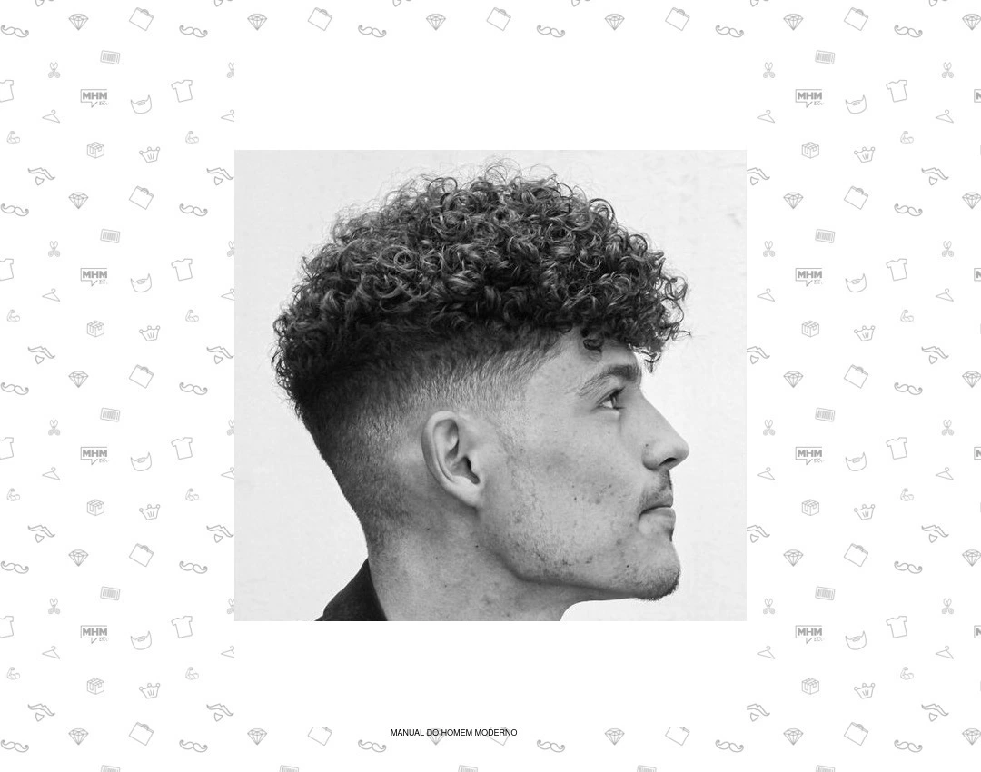 Cacheado com lateral raspada - Crédito: Reprodução