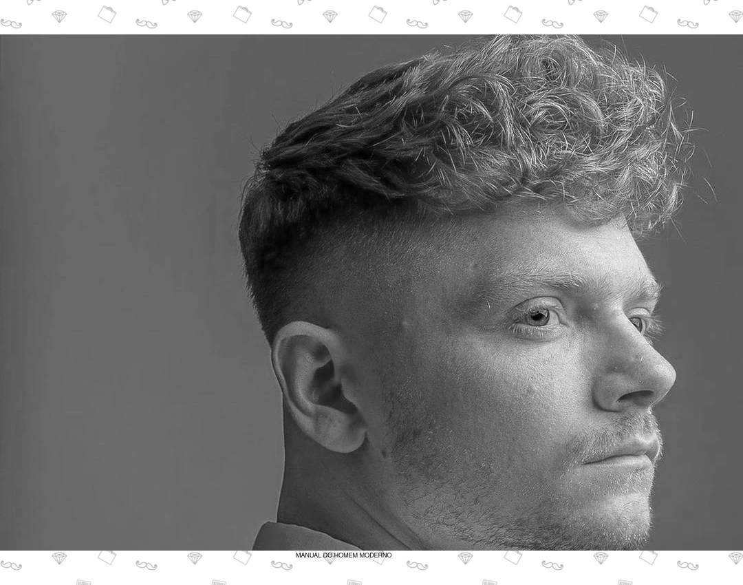 Cacheado com lateral raspada - Crédito: Reprodução