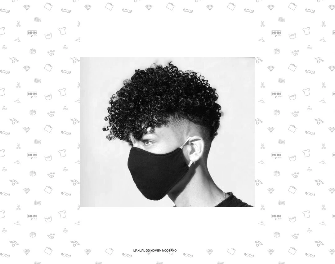 Cacheado com lateral raspada - Crédito: Reprodução