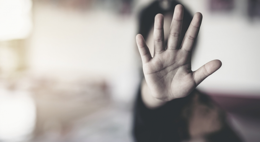 Pare de ser covarde e culpar os outros pelos seus erros!