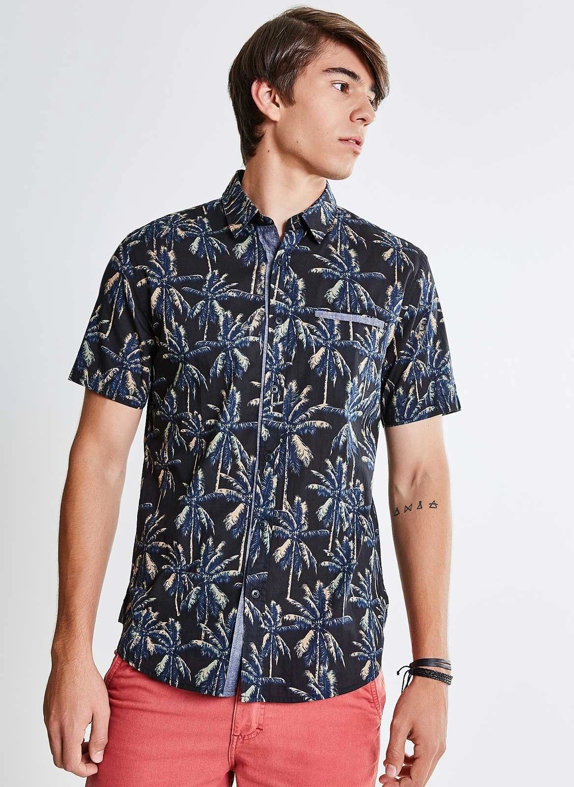 Camisa Florida Masculina: + 10 modelos para você se insirar