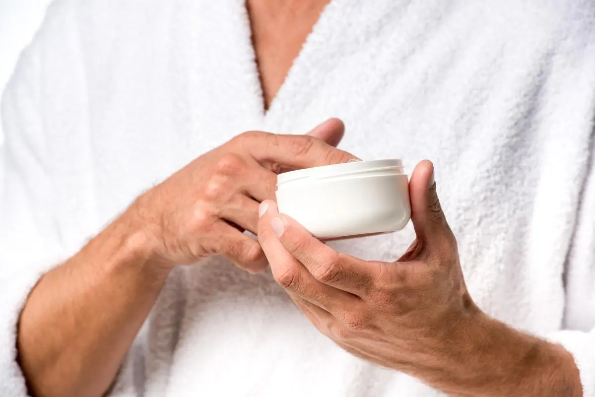 A Importância do Uso de Hidratantes | Envato Elements