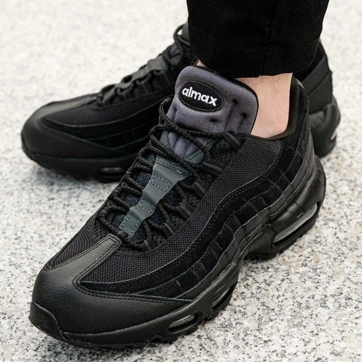 Black Air Max 95 11 Tênis Nike Air Max 95 Por Apenas 10x De R$ 47,