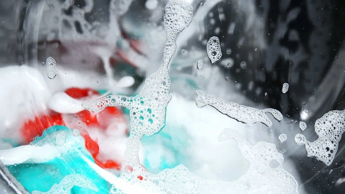 5 dicas básicas para desinfetar as roupas em casa