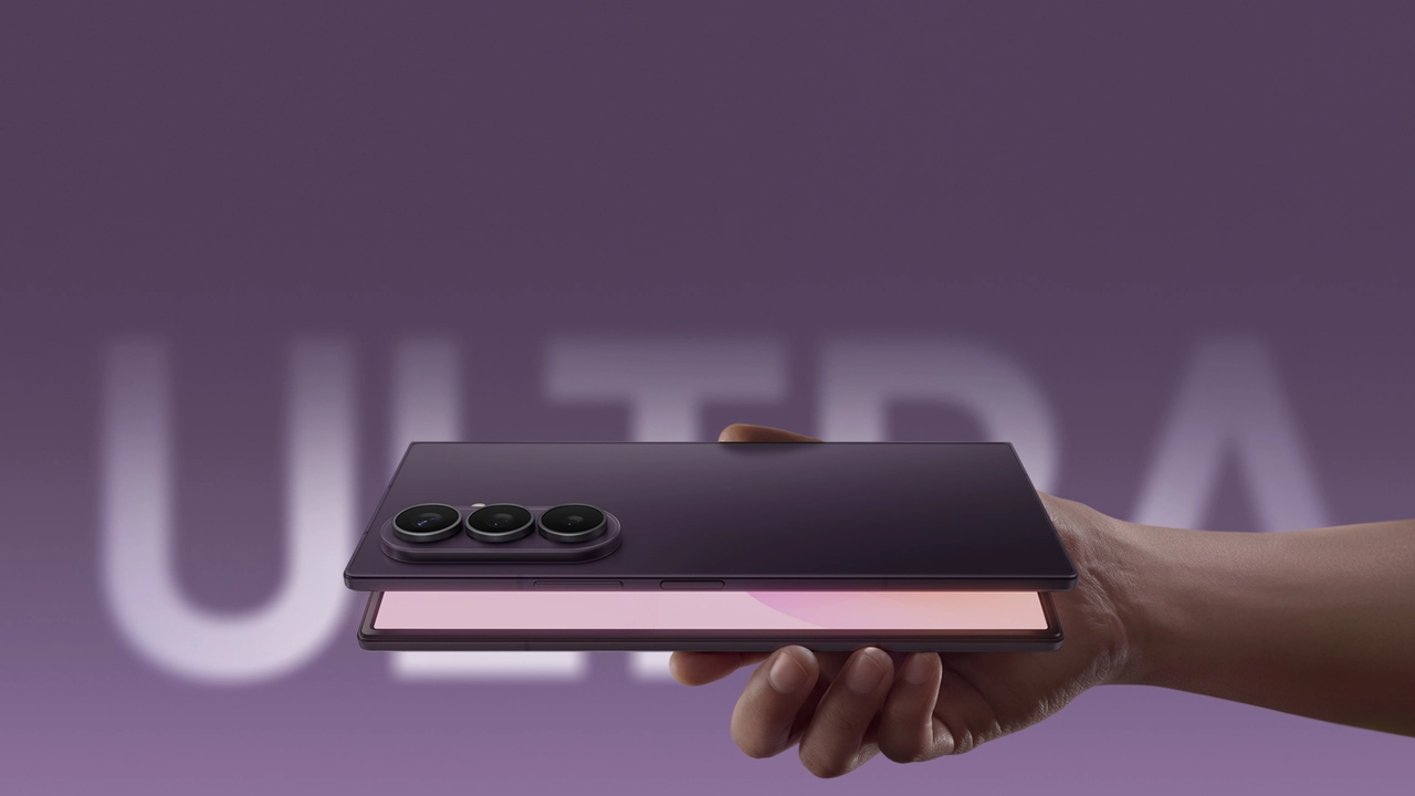 Galaxy Z Fold8 Ultra