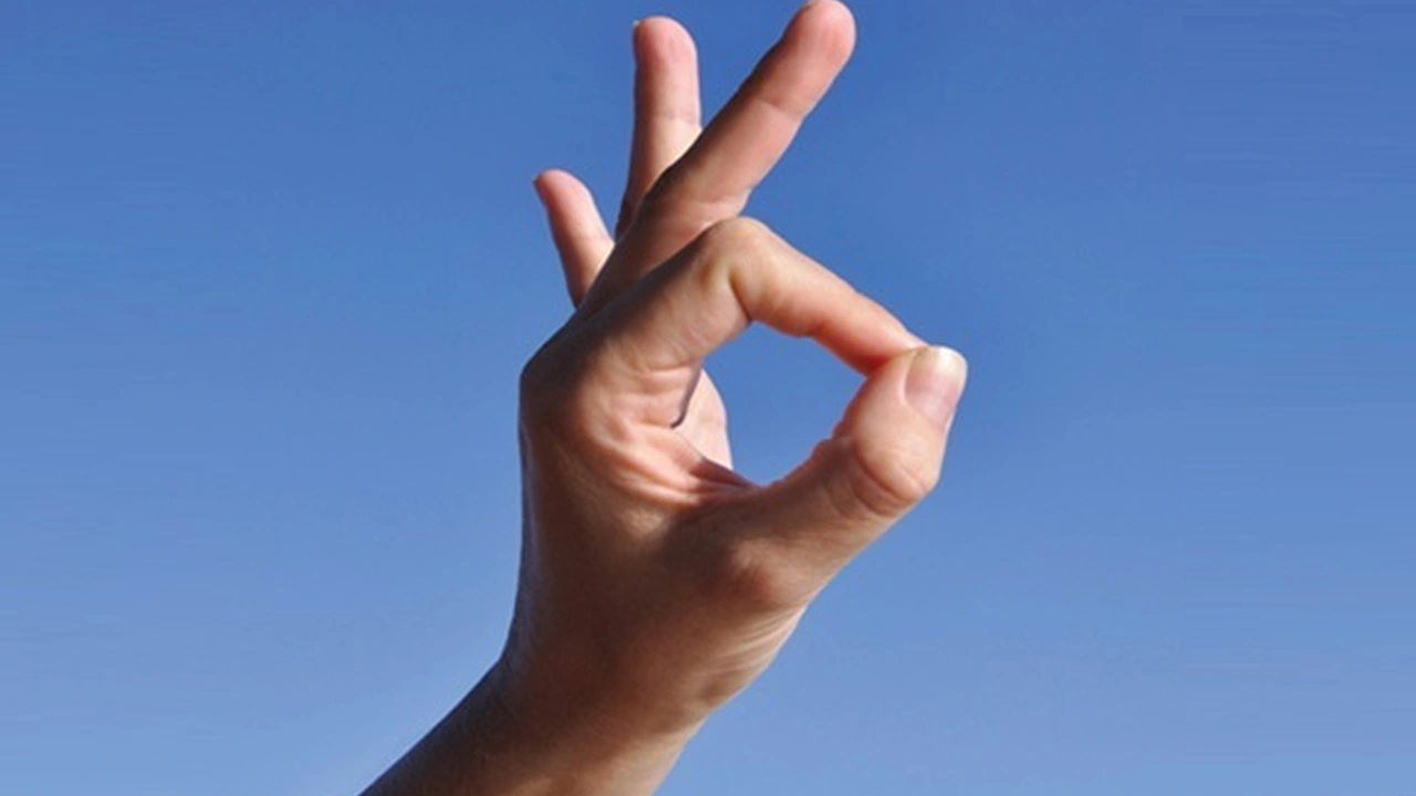 13 Dicas de sexo oral - Use os dedos