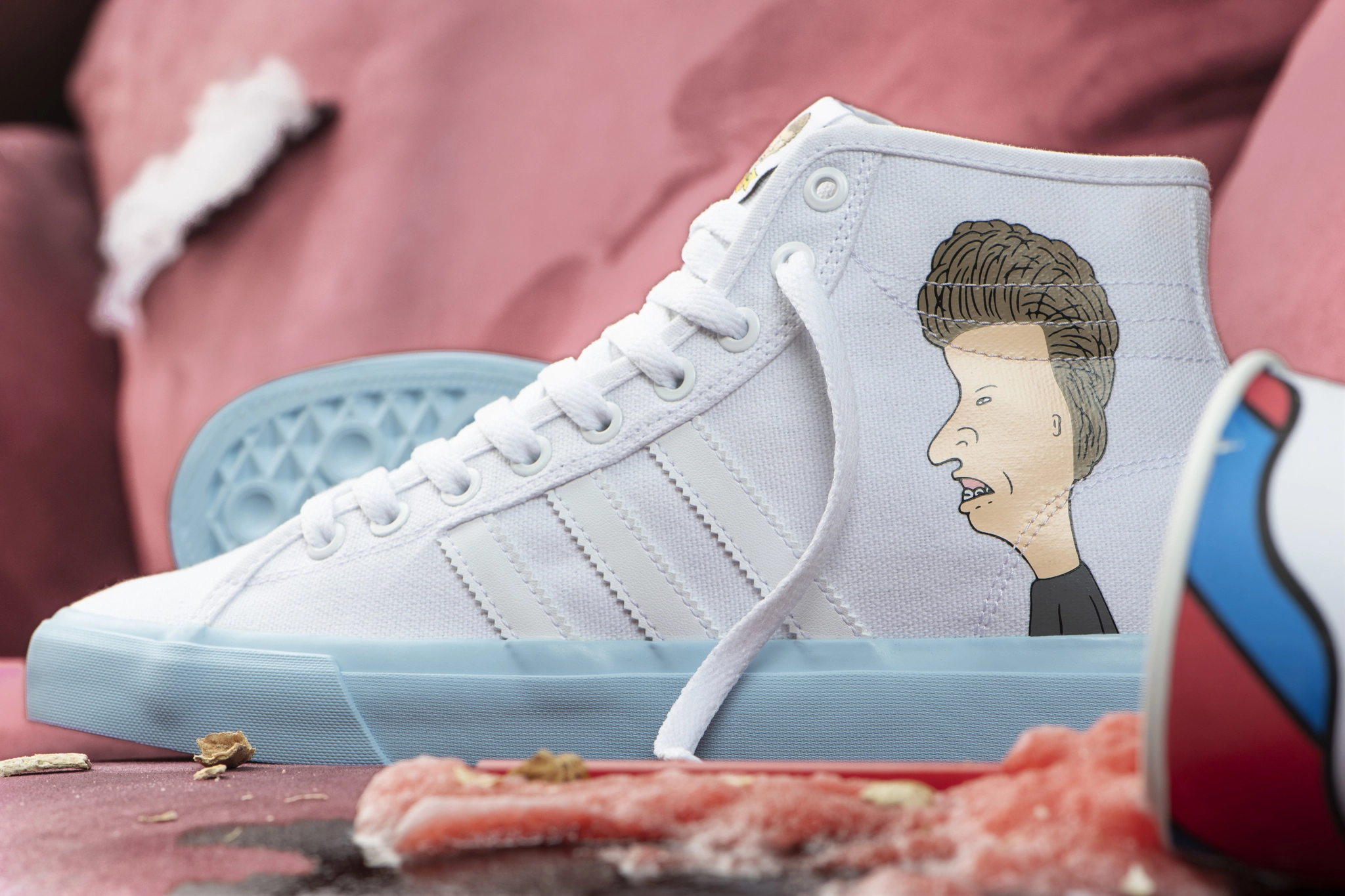 Adidas lança linha de roupas e tênis inspirada em Beavis and Butt-Head!