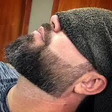 Barbas em alta para 2022: Barba reta