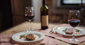 Dia dos Namorados: as melhores dicas para preparar um jantar romântico