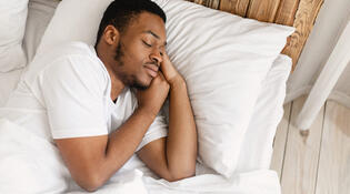 7 truques de atletas para dormir melhor [in year]