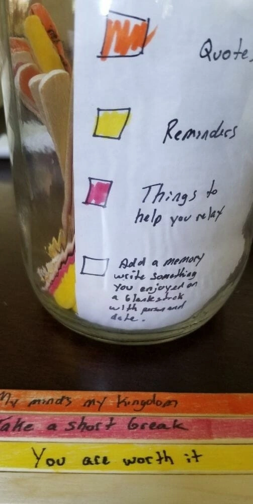 Namorado tem ideia fantástica para ajudar a namorada a aliviar a depressão