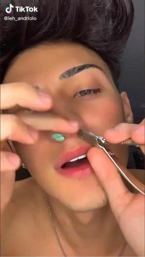 depilação nariz le