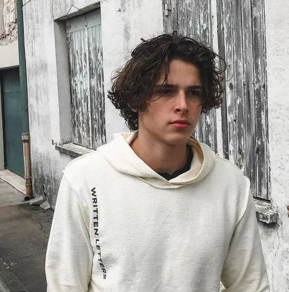 Corte de cabelo masculino em alta para 2022