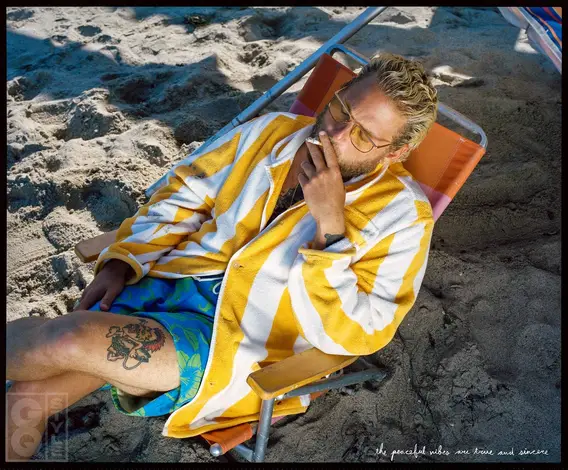 Cabelo pintado de loiro em alta para 2022