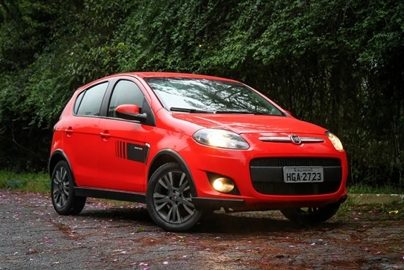 Fiat Palio - carros mais vendidos 2013