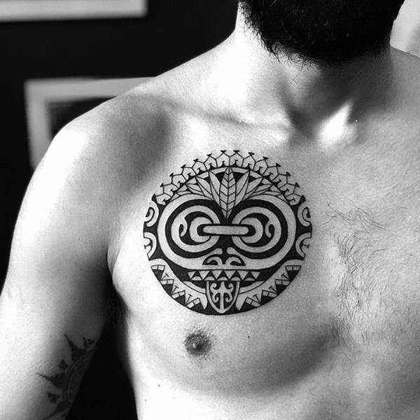 Maori Tattoo Peito