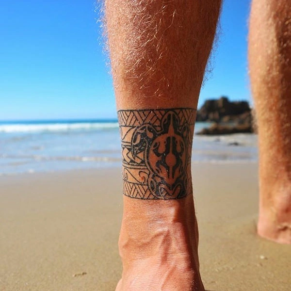 tattoo maori perna