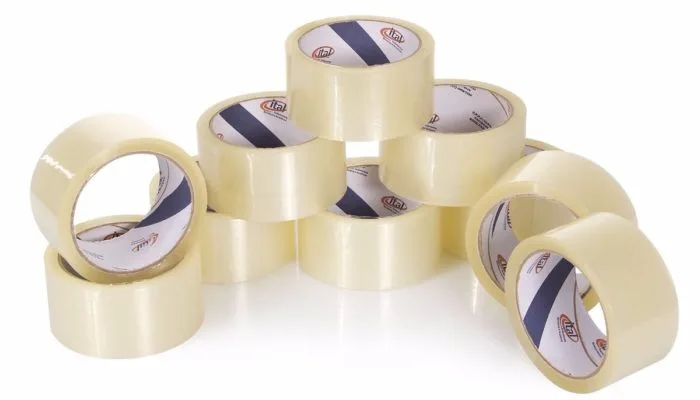 Como se livrar do glitter na pele durante o carnaval