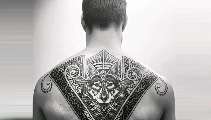 10 ideias de tatuagem masculina para fazer nas costas