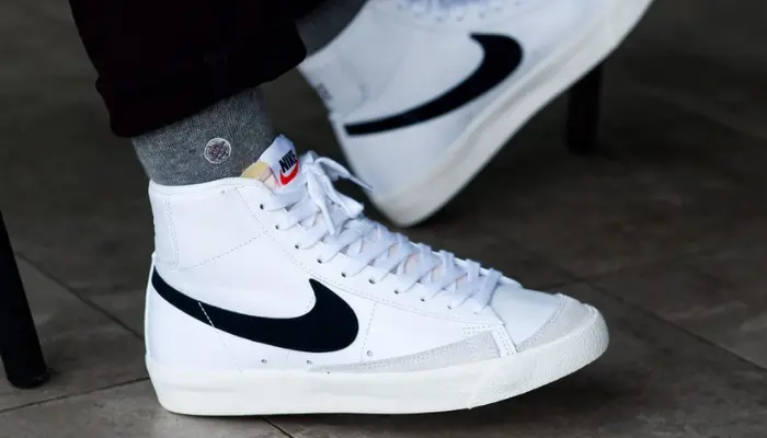 tênis brancos da Nike