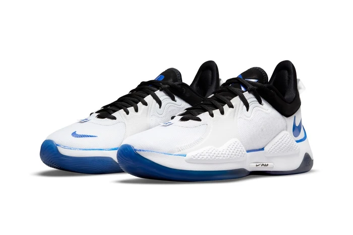 O tênis Nike PG 5 x PlayStation