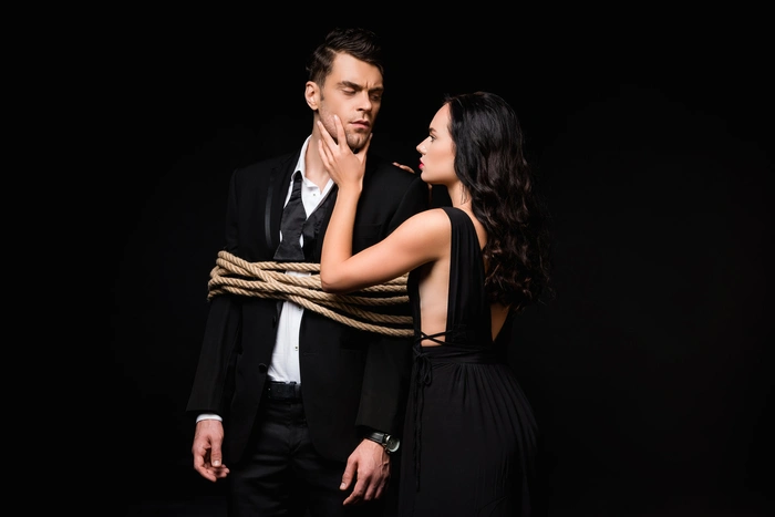 Como enforcar alguém durante o sexo