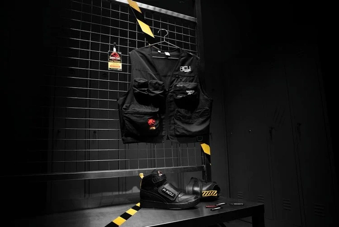 stomper jurassic reebok