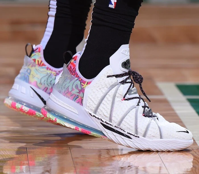 Lebron James - Nike Lebron 18 James Gang