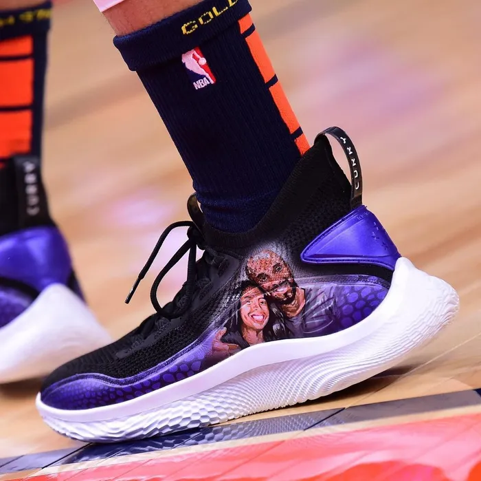 Stephen Curry - Under Armour Curry Flow 8