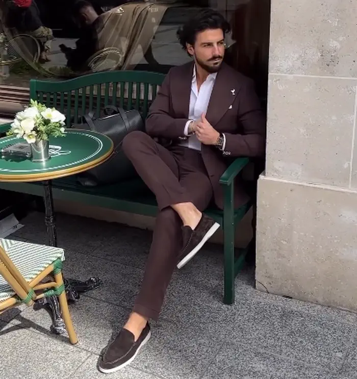 Ternos - Old Money | Instagram @menwithclass