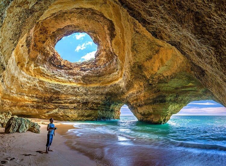 Cavernas no Algarve, Portugal