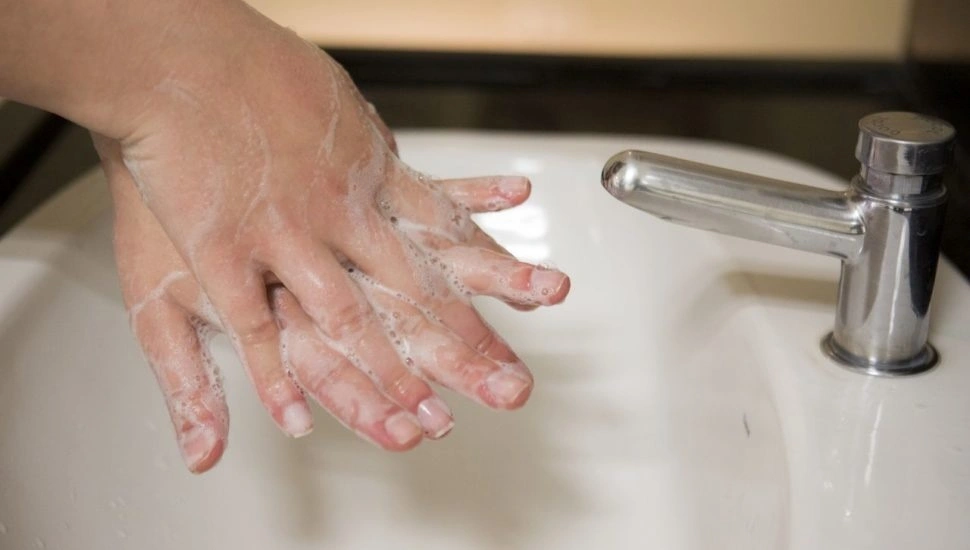 Não tem álcool em gel? O que fazer